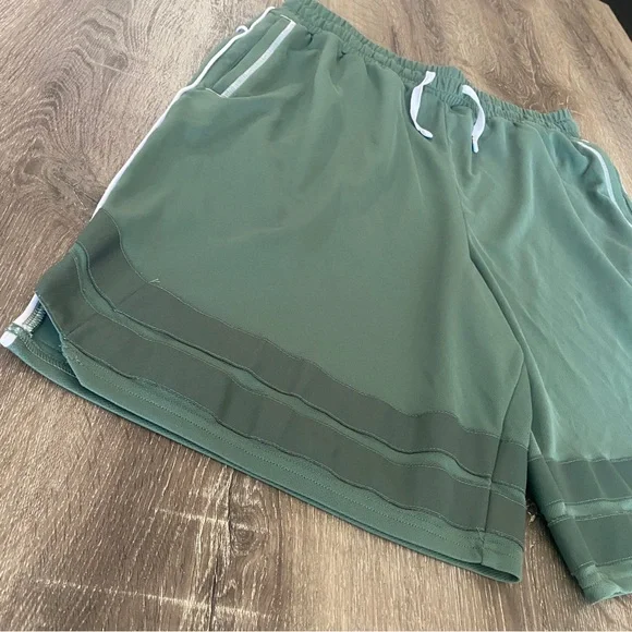 Gymshark Seafoam Green Basketball Shorts - Picture 5 of 11
